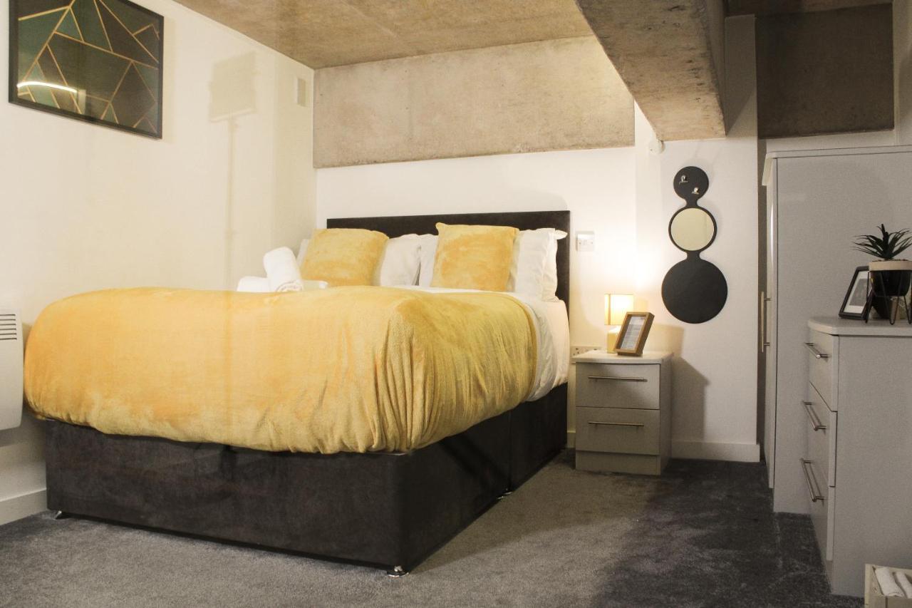 Modern Luxury Serviced Duplex Apartments By Repose- 150 Metro Court, Уэст-Бромидж Экстерьер фото